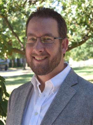 Image of Insurance Advisor